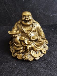 Смеещ се буда или Хотей