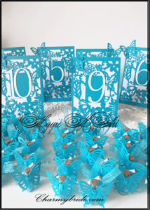 Номера за маса и подаръчета за гости от CharmyBride