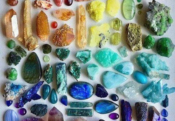 Как да кодираме своите кристали и полускепоценни камъни