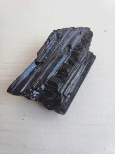 Друза черен турмалин - камъка на магията модел 2